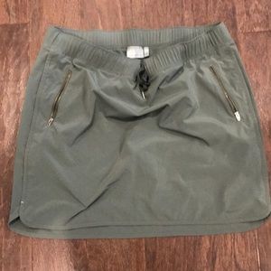 Woman’s skirt by Athleta